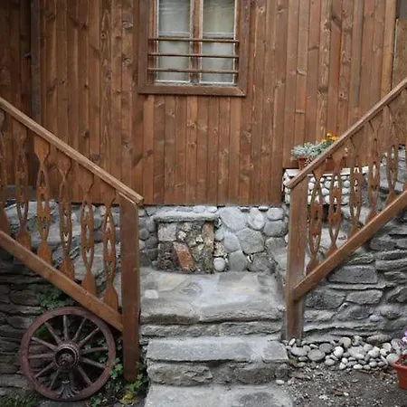 Holiday home бели ружи *